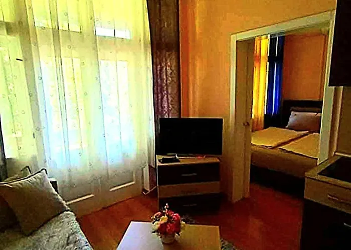Nona Apartman *